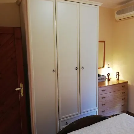 Nico 12 Holiday home